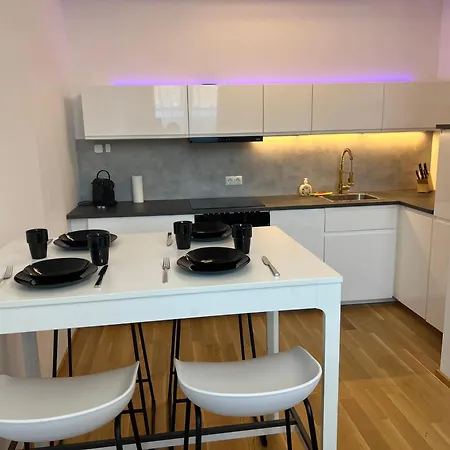 Home-suite-home Im Historischen Zentrum Von *