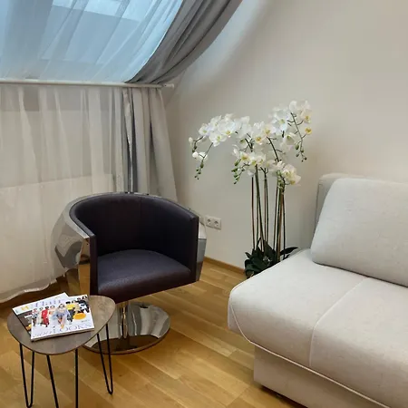 Home-suite-home Im Historischen Zentrum Von *